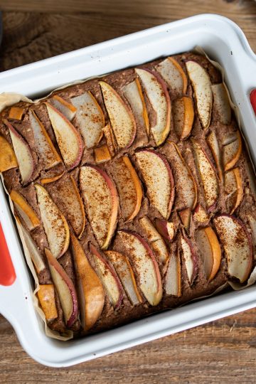 glutenfreier Kuchen mit Äpfel und Birnen